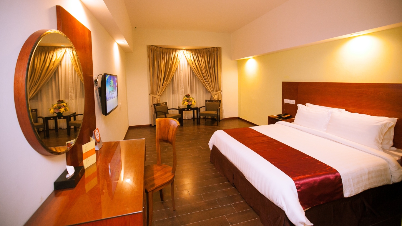 2 BEDROOM SUITE